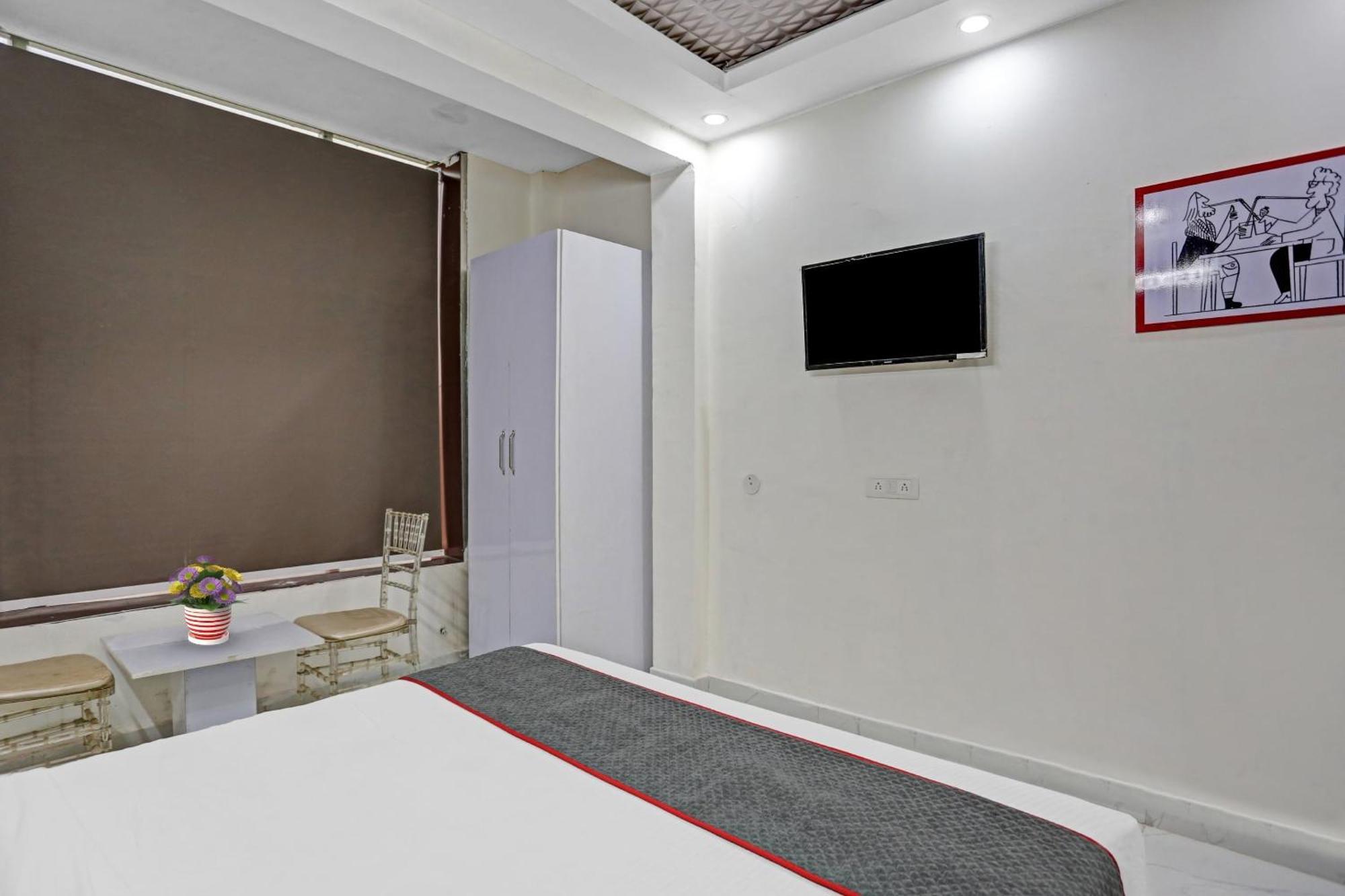 Hotel O Heritage Inn Noida Bagian luar foto