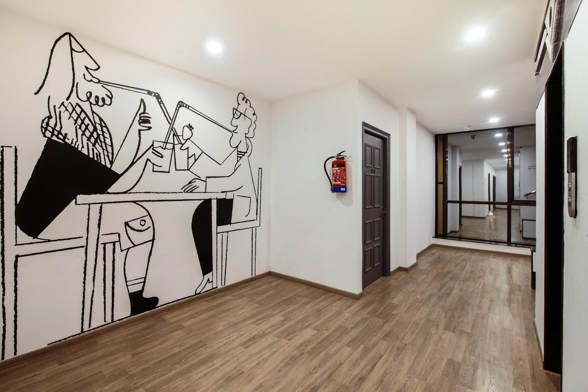 Hotel O Heritage Inn Noida Bagian luar foto