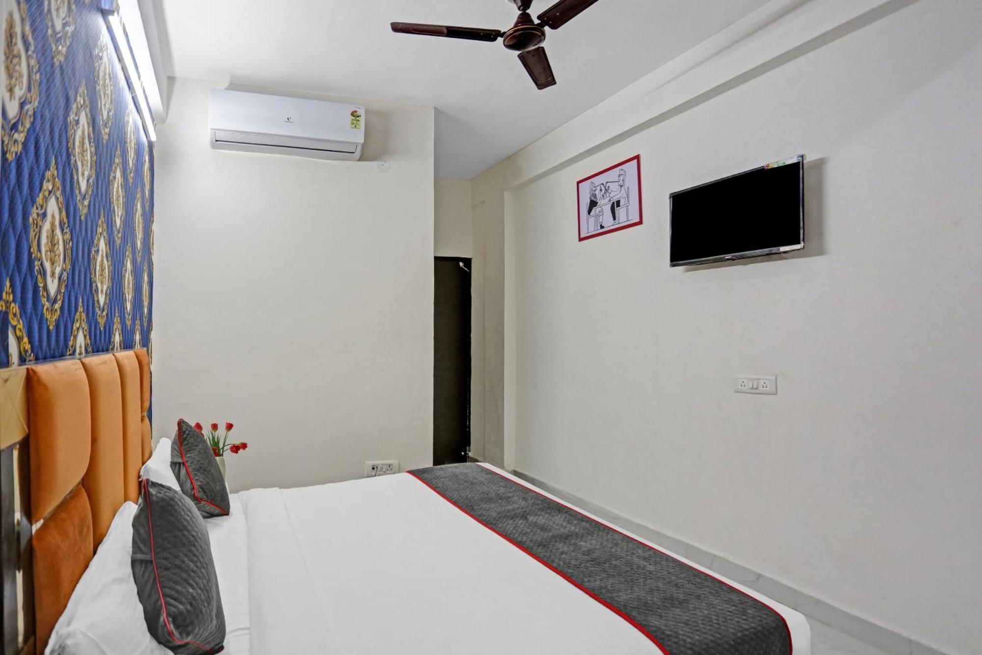 Hotel O Heritage Inn Noida Bagian luar foto
